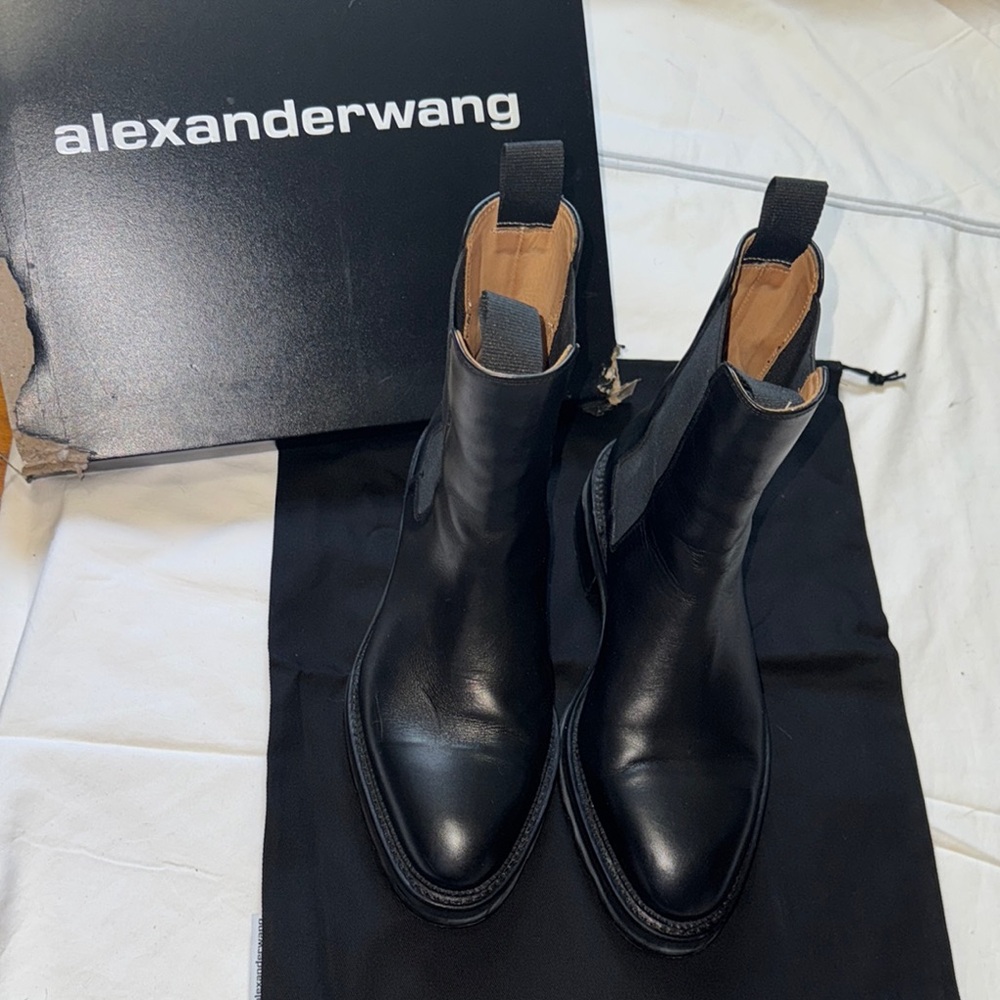 Alexander Wang Black Leather Boots Sleek Design